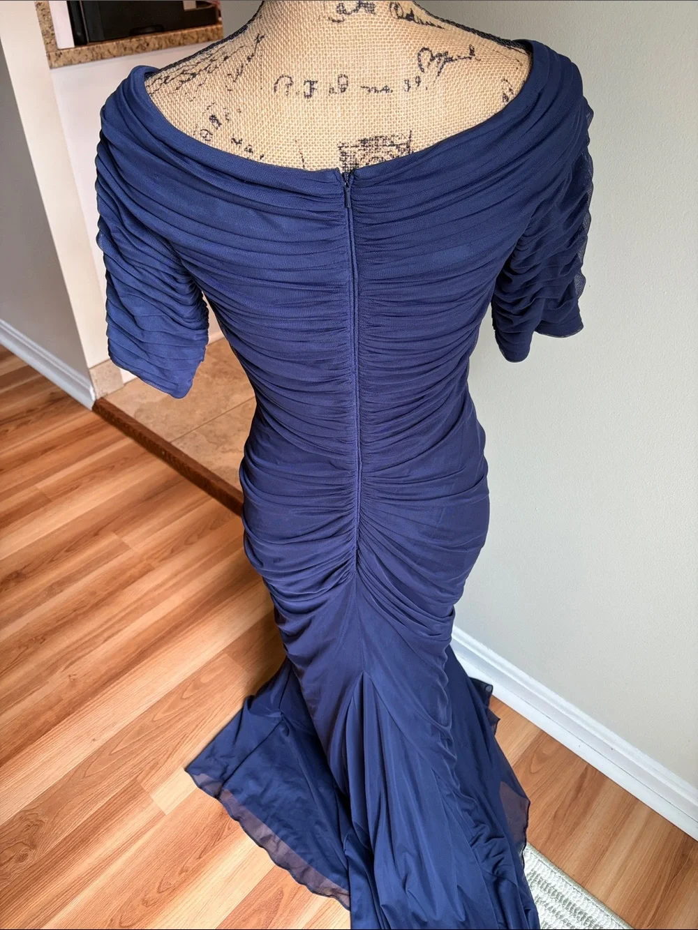 Tadashi Shoji navy blue draped mesh evening gown fitted